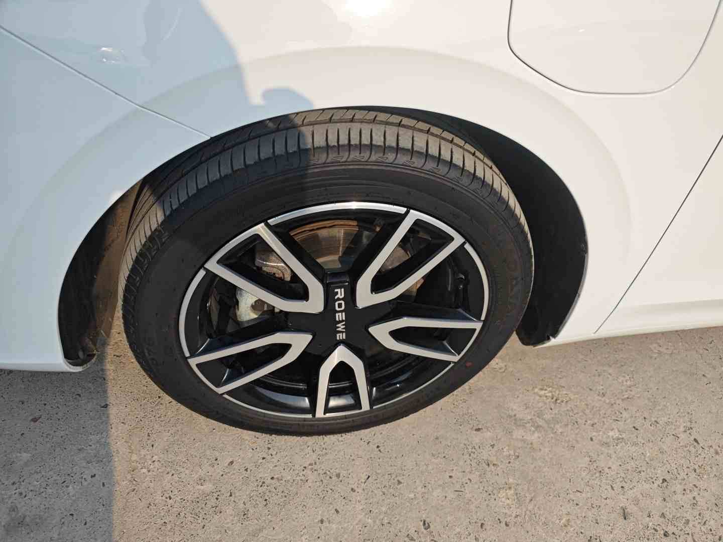 荣威D6 2025款 450km 尊享版(3)