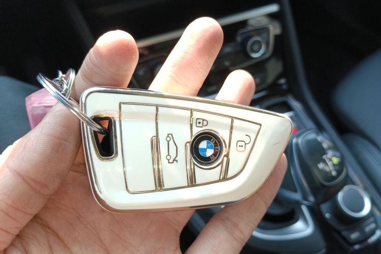 宝马2系旅行车 2016款 218i 运动设计套装中控内饰11