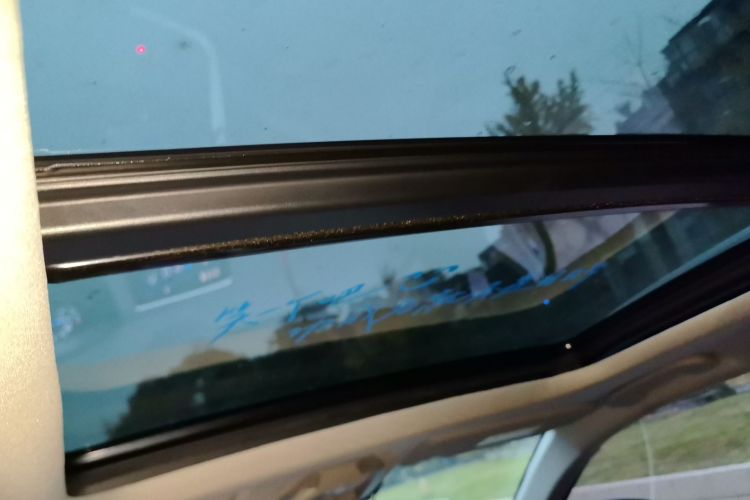 标致4008 2019款 360THP 尝先版局部细节22