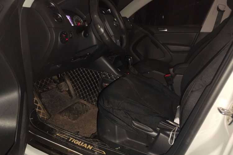 大众 途观 2016款 280TSI 自动两驱丝绸之路风尚版中控内饰7003