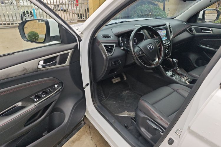 长安CS75 2017款 尚酷版 1.5T 自动锋悦型中控内饰7003