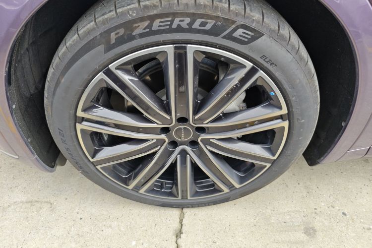 鸿蒙智行 智界R7 2024款 纯电 667km Max车身外观6002