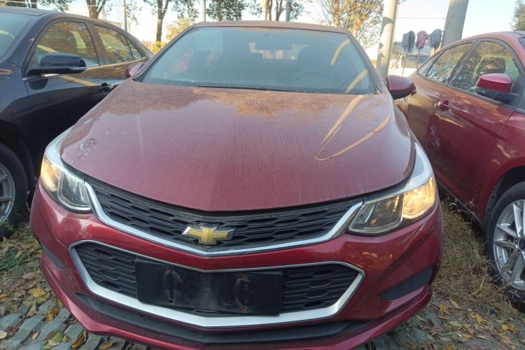 雪佛兰 科鲁兹 2018款 320 自动先锋天窗版车身外观2