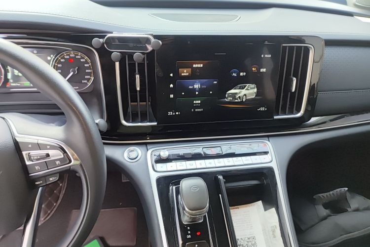 广汽传祺 传祺M8 2023款 领秀系列 390T 豪华版局部细节16