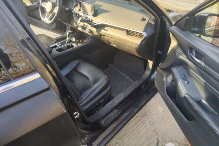 日产 天籁 2019款 2.0L XL 舒适版局部细节9005