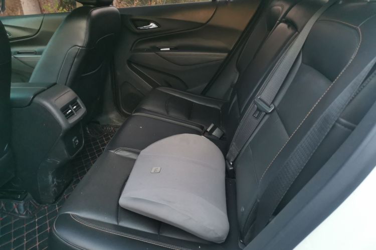 雪佛兰 探界者 2018款 535T 自动驭界版中控内饰7004