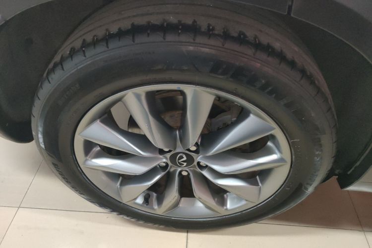 英菲尼迪QX50 2020款 2.0T 两驱时尚版车身外观6008