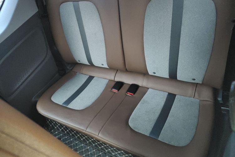 五菱汽车 宏光MINIEV 2022款 GAMEBOY 200km 玩乐款 磷酸铁锂中控内饰21