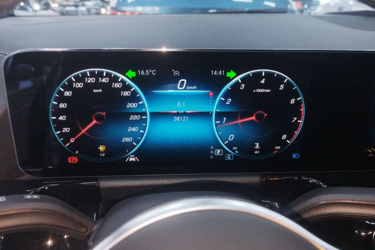 奔驰GLA 2022款 改款 GLA 200局部细节14