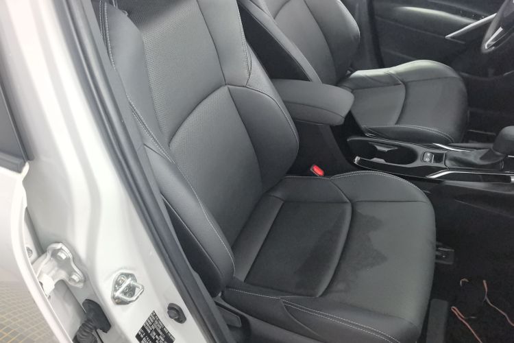 丰田 锋兰达 2022款 2.0L CVT豪华PLUS版局部细节41