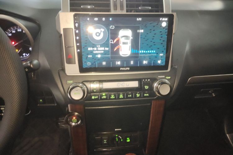 丰田 普拉多 2016款 3.5L 自动TX-L中控内饰16