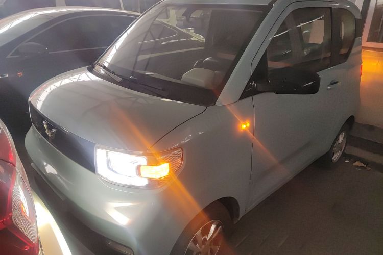 五菱汽车 宏光MINIEV 2020款 自在款 磷酸铁锂车身外观2