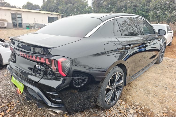 领克03 2023款 1.5TD DCT劲Pro车身外观7