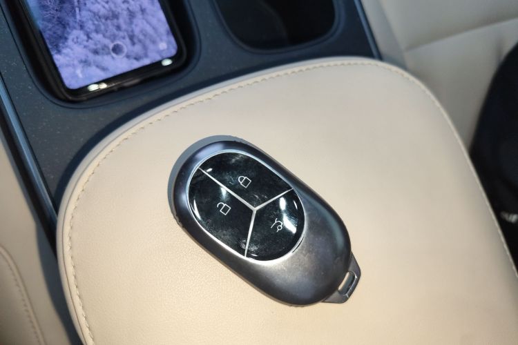 蔚来ET5T 2023款 75kWh Touring中控内饰7001