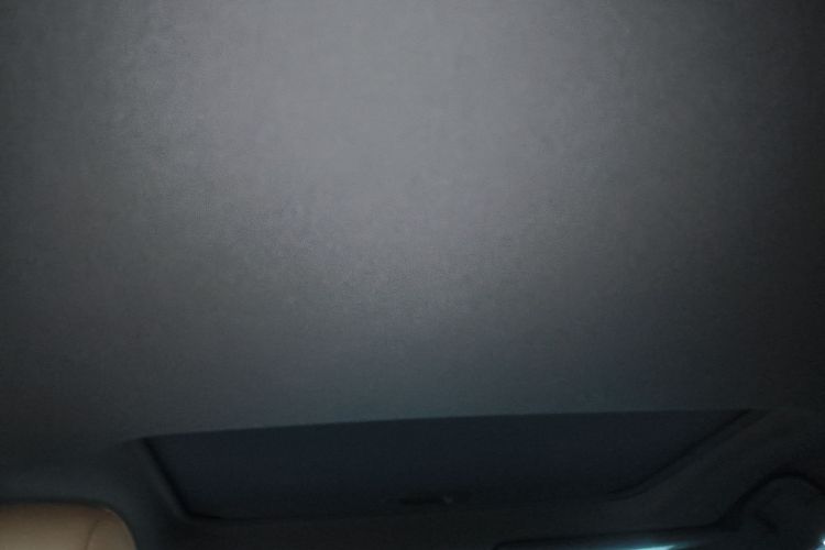 丰田 格瑞维亚 2022款 2.5L混动 尊爵版中控内饰22