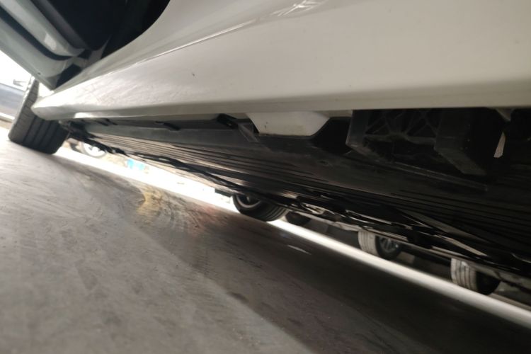 奔驰CLE 2024款 CLE 300 4MATIC 动感型轿跑车局部细节9002