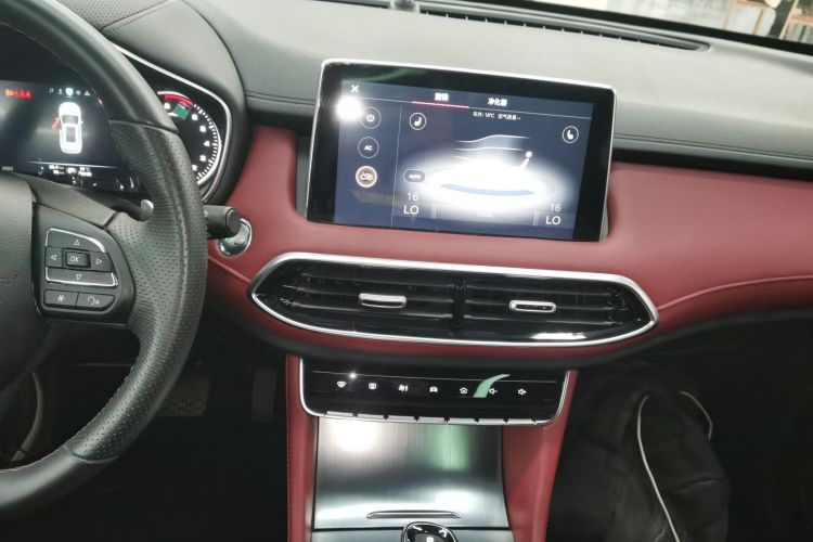 名爵HS 2019款 30T 自动两驱Trophy超能版 国VI中控内饰16