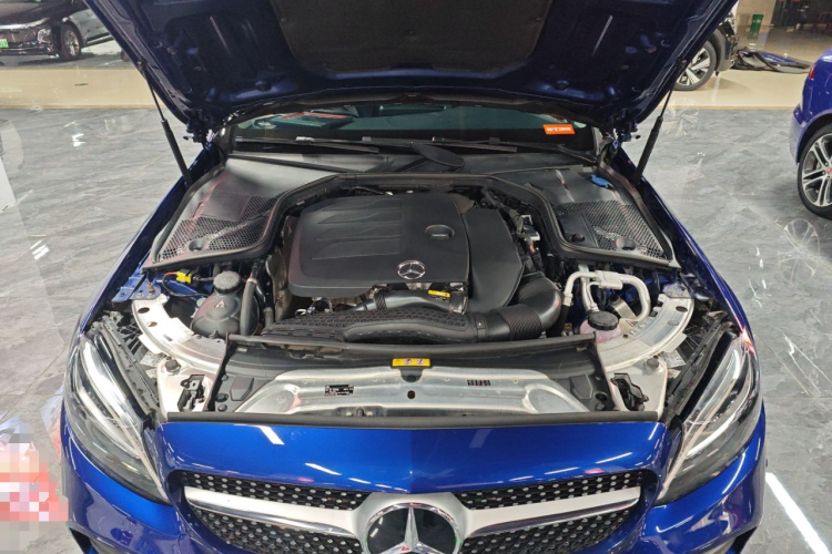 奔驰C级 2021款 C 260 L 运动版机舱底盘24