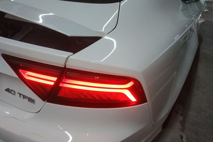 奥迪A7 2017款 40 TFSI 进取型车身外观9