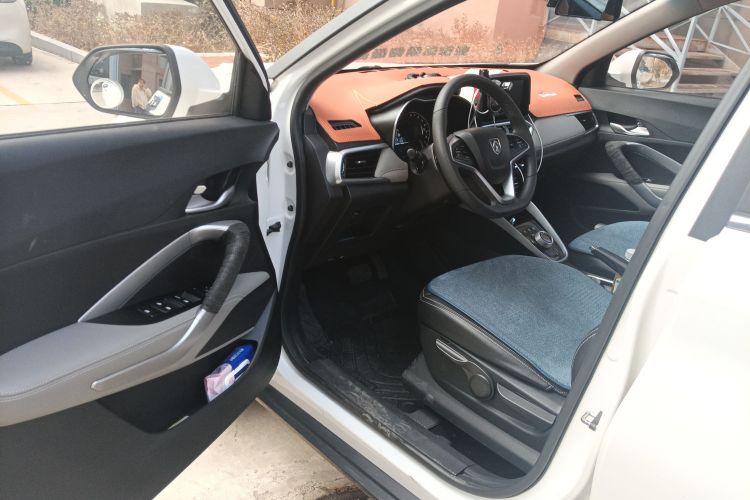 宝骏510 2017款 1.5L 自动时尚型中控内饰20