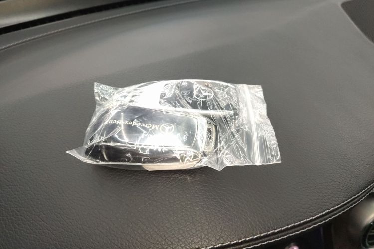 奔驰GLC 2020款 GLC 260 L 4MATIC 豪华型中控内饰11