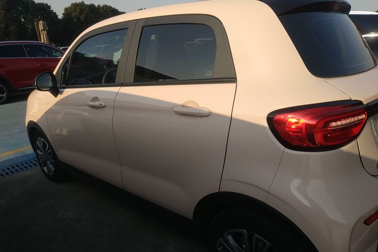 零跑汽车 零跑T03 2024款 403舒享版车身外观6003