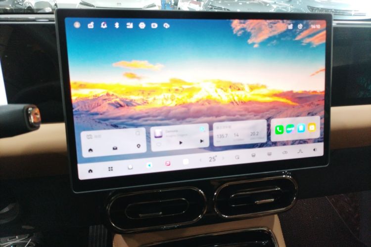 零跑汽车 零跑C01 2024款 增程 316尊享版中控内饰16