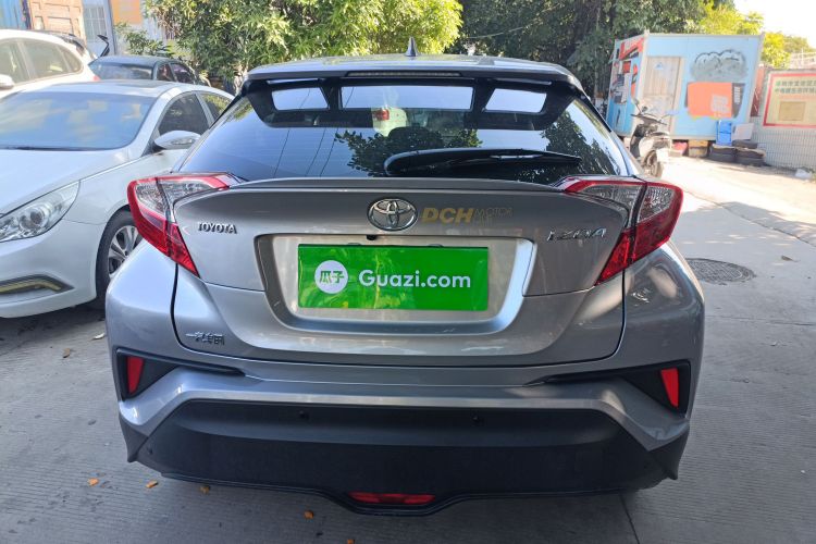 丰田 奕泽IZOA 2020款 2.0L 奕驰版车身外观6