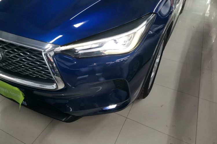 英菲尼迪QX50 2018款 2.0T 两驱时尚版局部细节36
