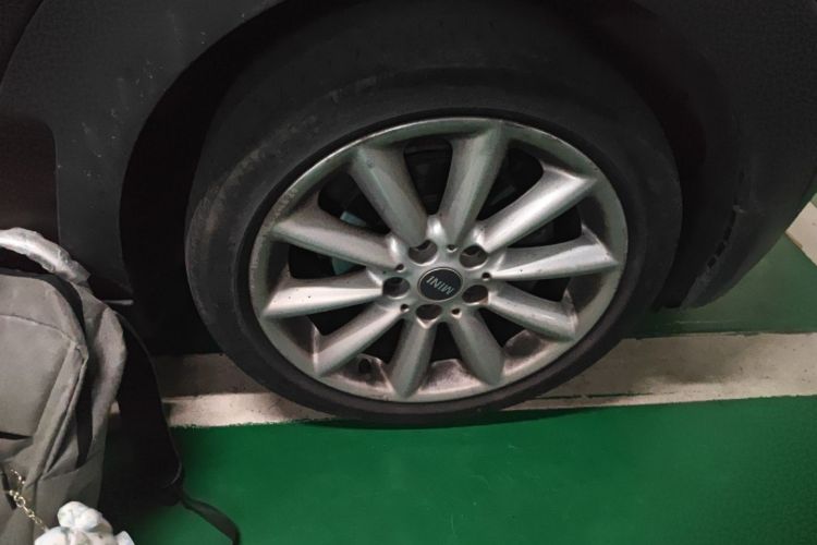 MINI Clubman 2016款 1.5T ONE 网络限量版车身外观6007