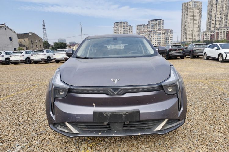 哪吒汽车 2023款 哪吒U-Ⅱ 400 U秀版 磷酸铁锂车身外观2