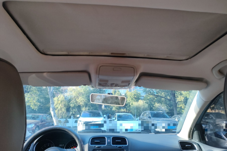 大众 高尔夫 2011款 1.6 自动舒适型中控内饰22