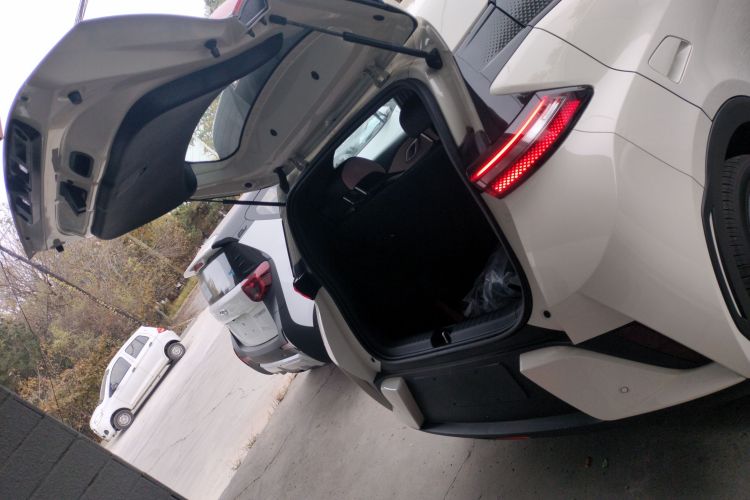 比亚迪 海鸥 2025款 305km 活力版机舱底盘23