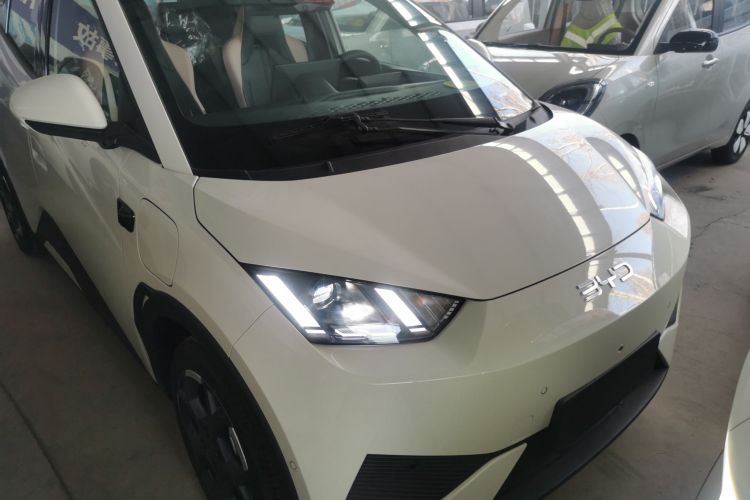 比亚迪 海鸥 2025款 智驾版 305km 自由版车身外观3