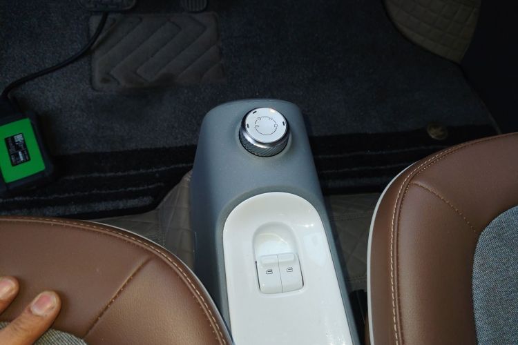 五菱汽车 宏光MINIEV 2022款 GAMEBOY 200km 玩乐款 磷酸铁锂中控内饰18