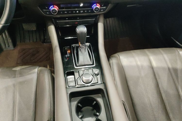 马自达 阿特兹 2021款 2.5L 蓝天尊崇版中控内饰18