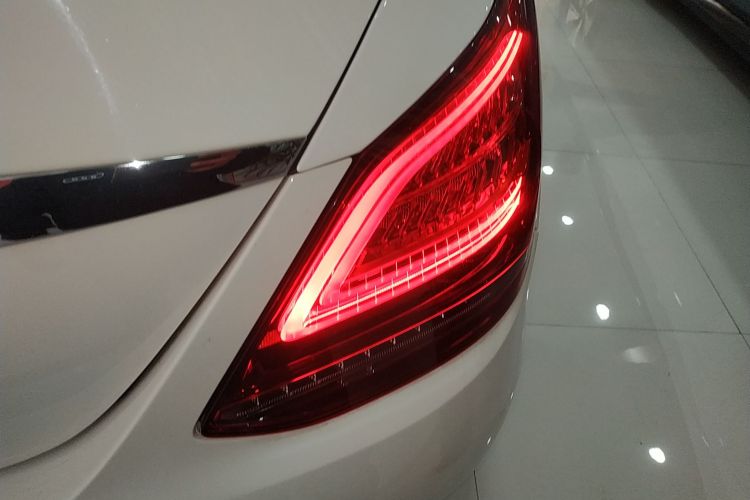 奔驰C级 2020款 改款 C 200 L 时尚型运动版车身外观6002