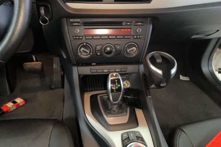 宝马X1 2014款 sDrive18i 时尚型中控内饰18