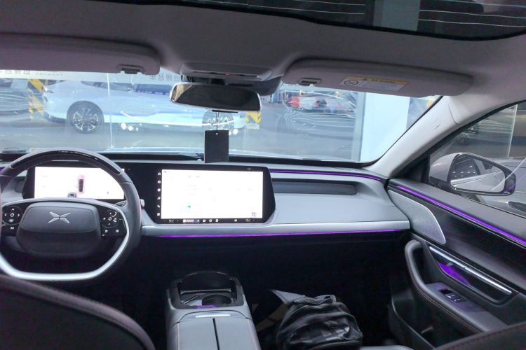 小鹏P7 2021款 480N中控内饰22