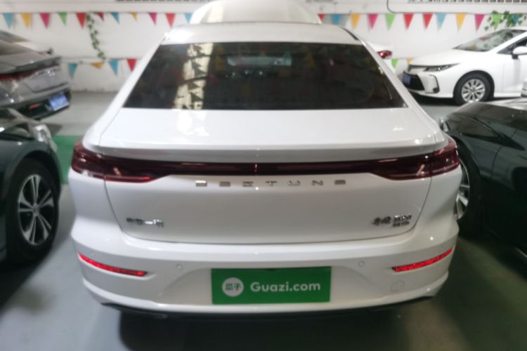 奔腾B70 2024款 第四代 2.0T 领御版车身外观6