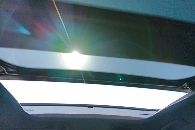 福特 蒙迪欧 2025款 2.0T EcoBoost E 混动 运动版中控内饰22