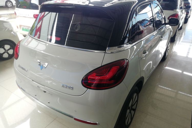 五菱汽车 五菱缤果 2023款 333km 灵犀互联+款车身外观6005