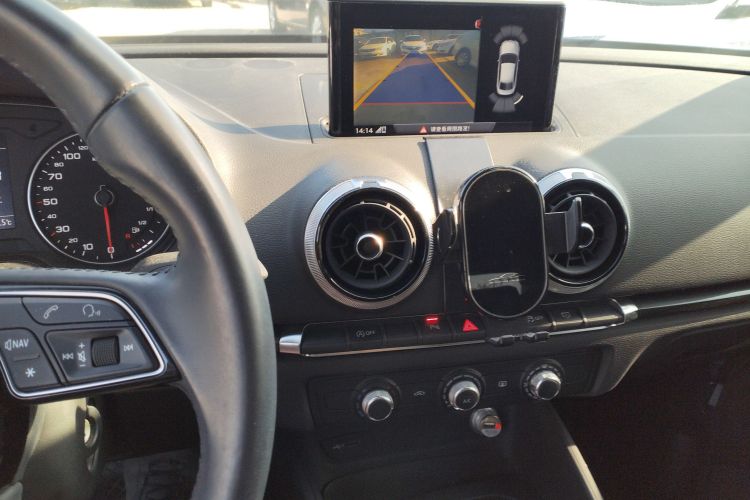 奥迪A3 2019款 Limousine 35 TFSI 时尚型 国VI局部细节16