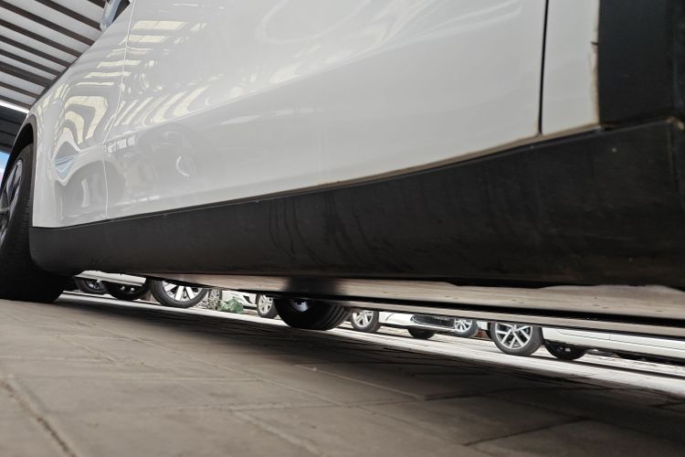 特斯拉 Model Y 2023款 后轮驱动版局部细节9001