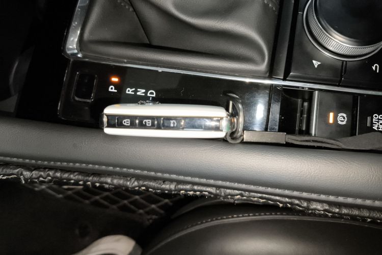 马自达3 昂克赛拉 2020款 2.0L 自动质雅版中控内饰7001