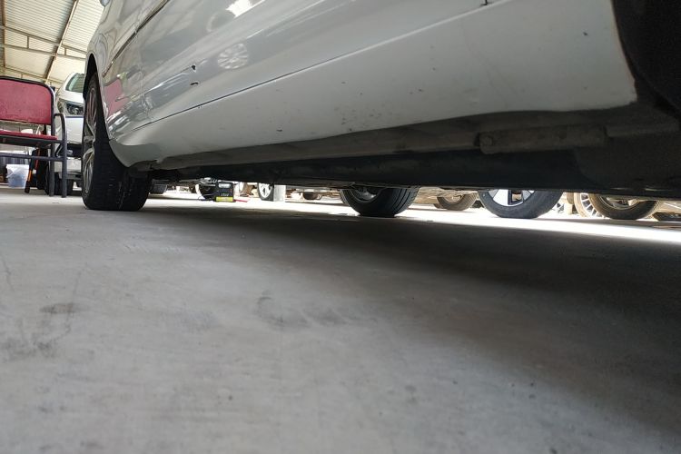 一汽-大众CC 2016款 1.8TSI 豪华型机舱底盘29