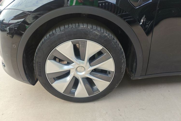 特斯拉 Model Y 2022款 改款 后轮驱动版车身外观6007