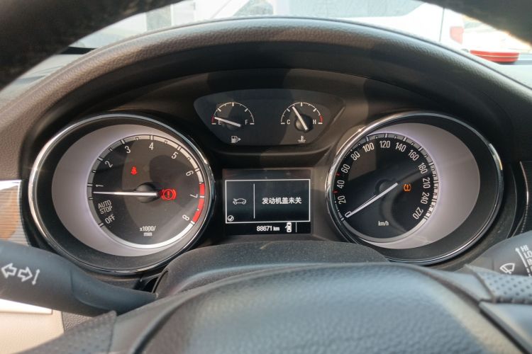 别克 威朗 2015款 三厢 15S 手动进取型局部细节14