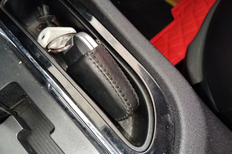 东南DX7 2017款 1.5T 自动豪华型中控内饰11