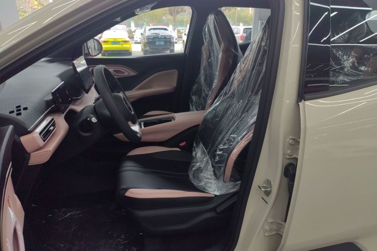 比亚迪 海鸥 2025款 305km 活力版中控内饰19